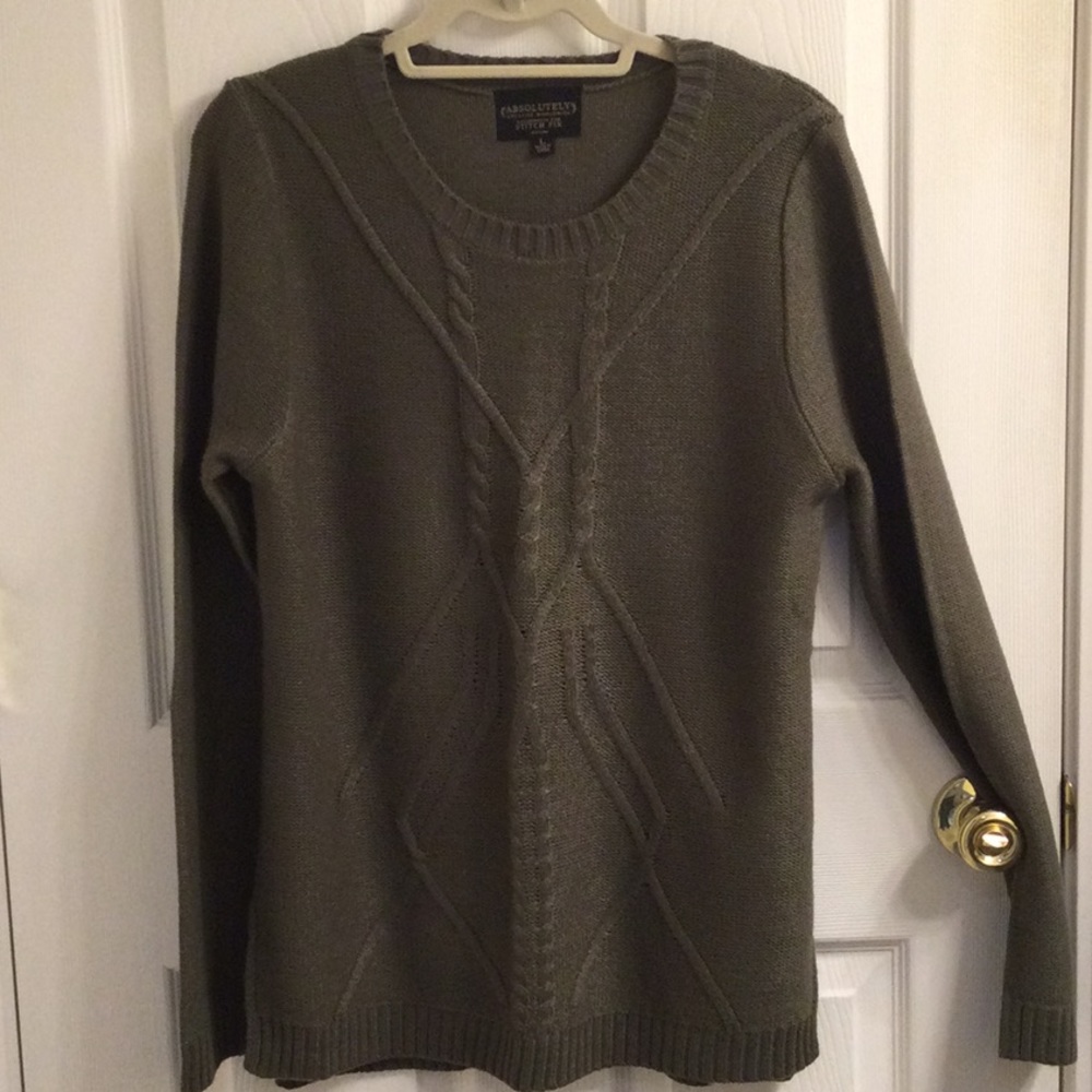 Sweater with pretty details, Large, EUC